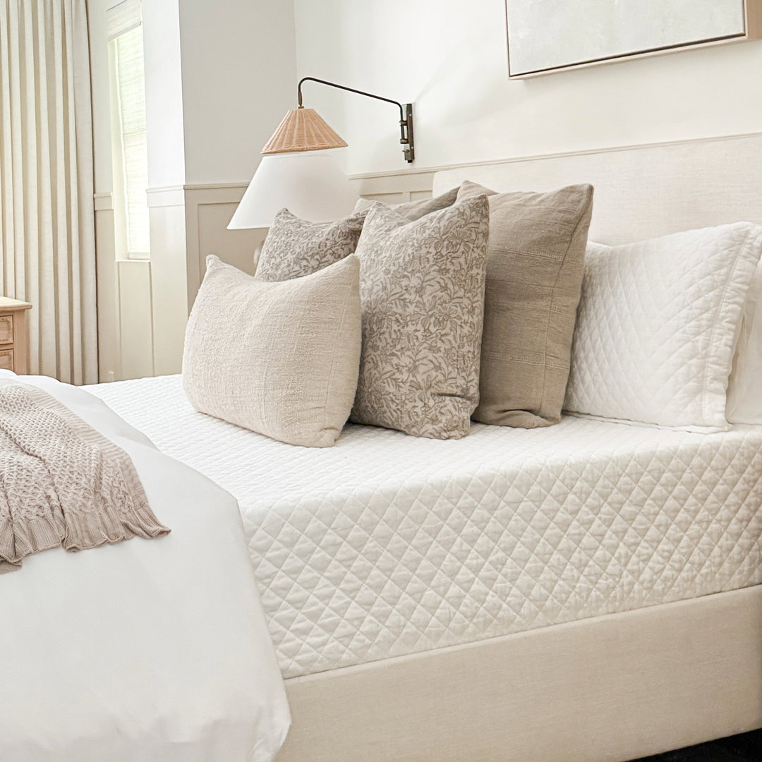 White Cloud Bamboo Quilt #color_white-cloud