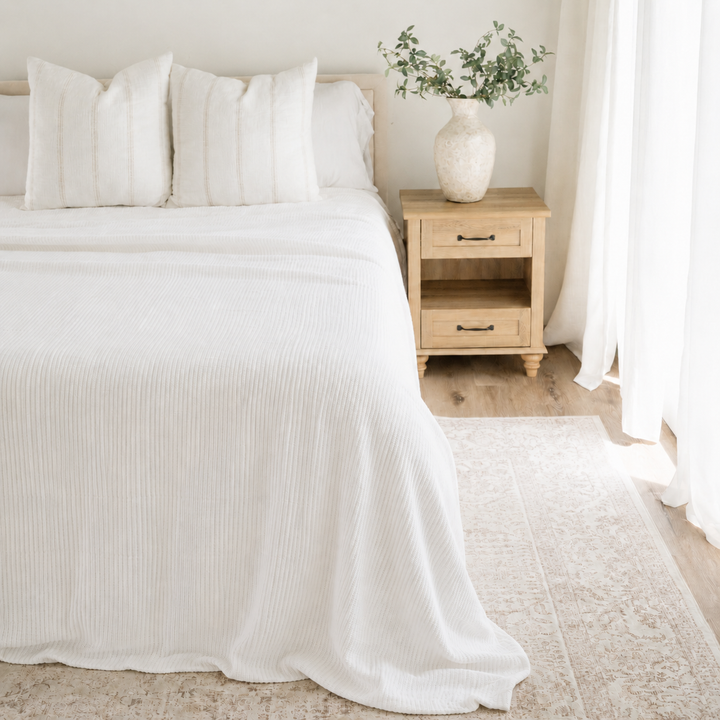 White Cloud Bamboo Coverlet 