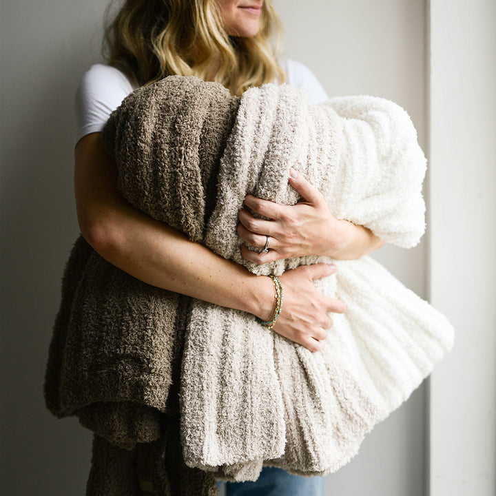 Marshmallow Plush Blanket #color_marshmallow