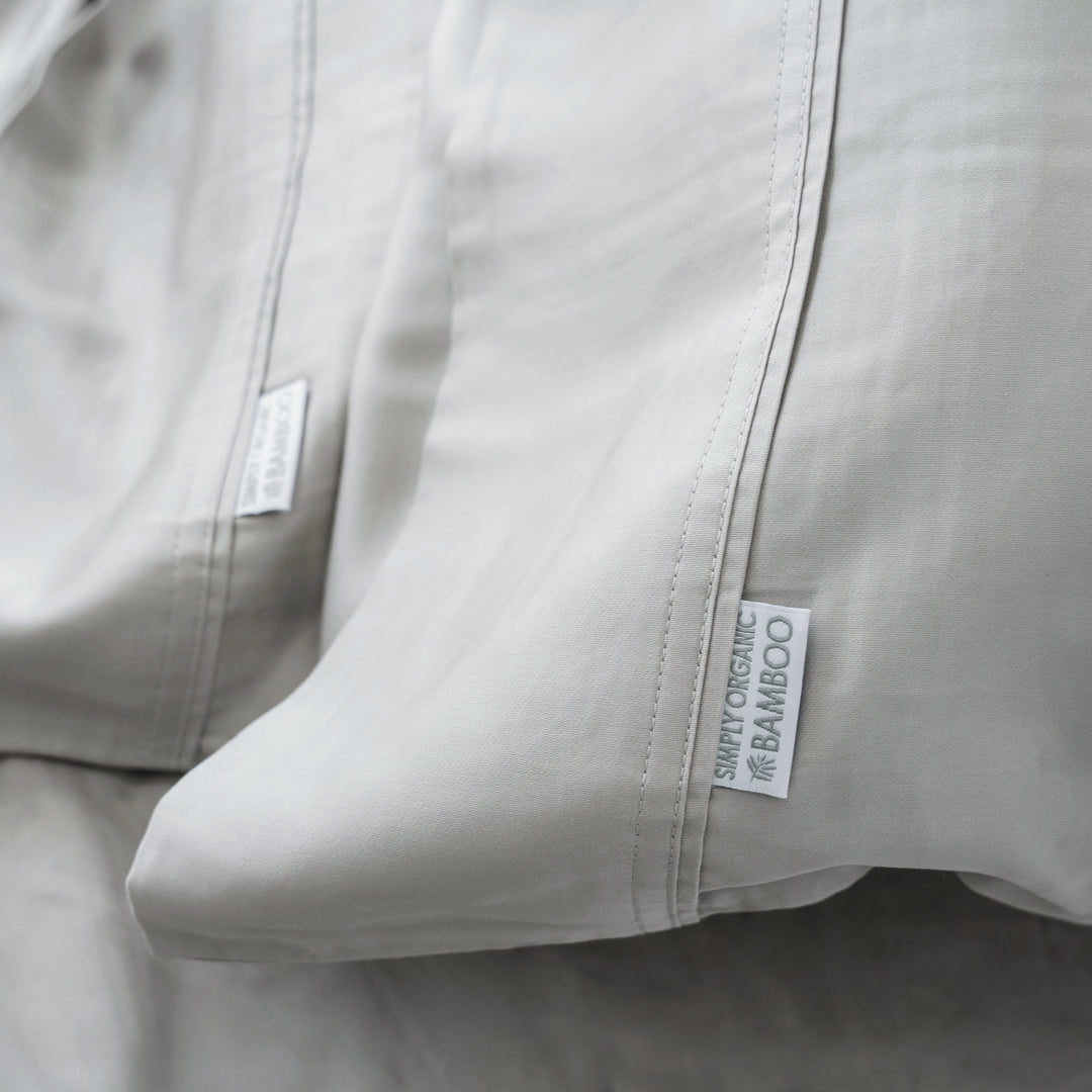 Silver Dream Pillowcase Set #color_silver-dream